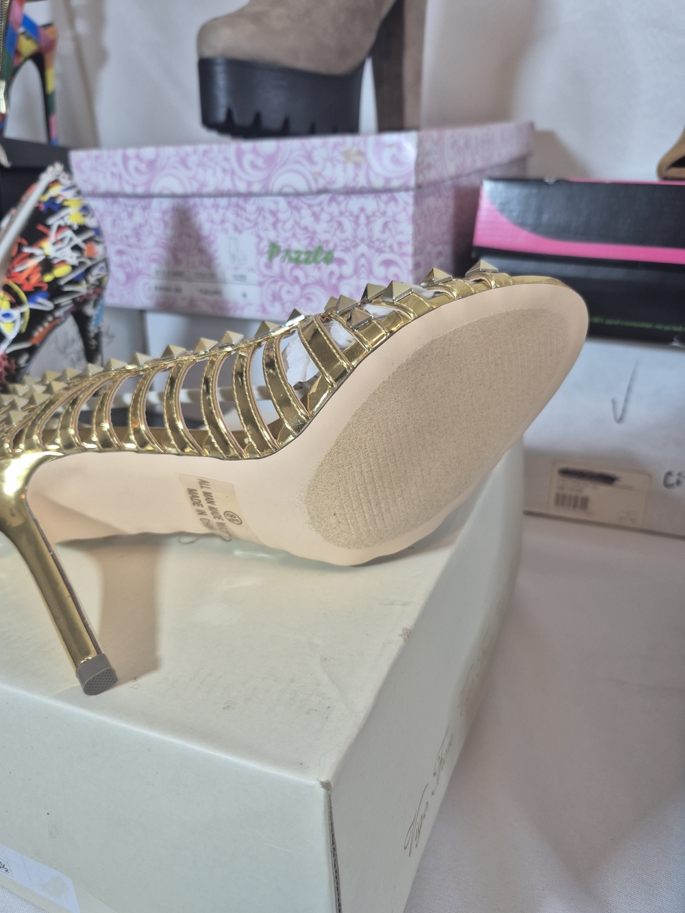Vigo Fiore Gold Metallic Strappy High Heel Pump - Women - Picture 6 of 6